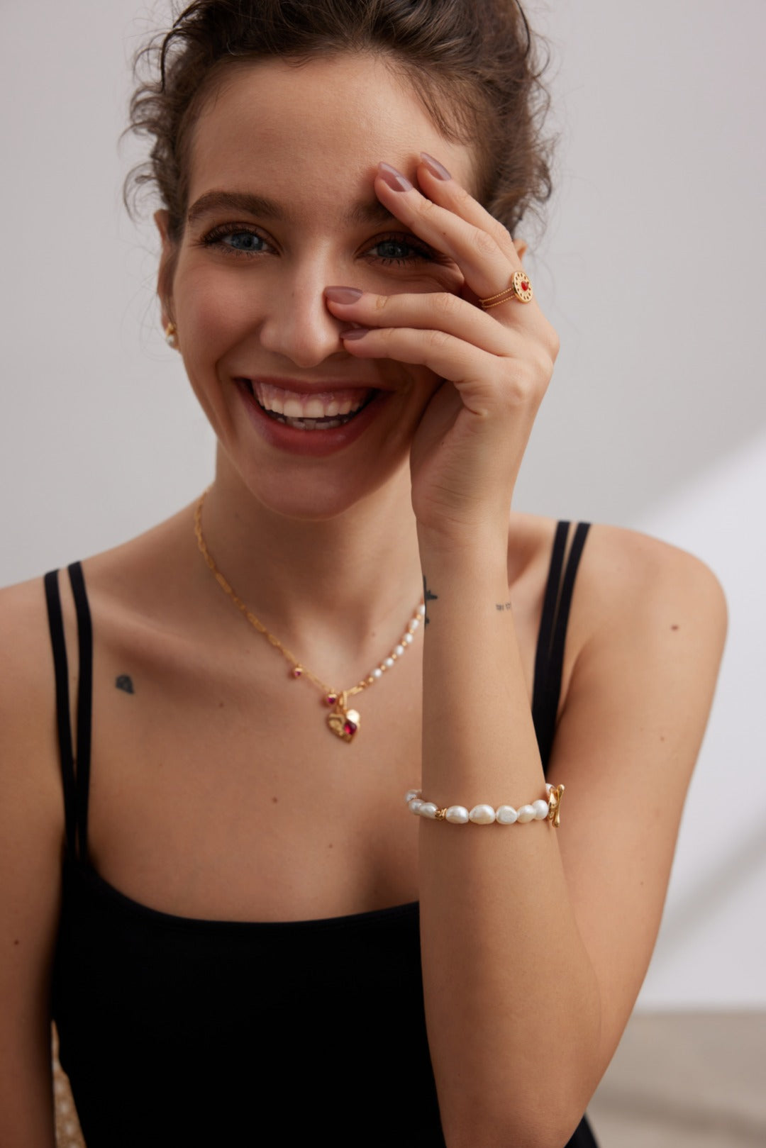 NO.6 Baroque Pearl Bracelets: Simplicity Meets Elegance