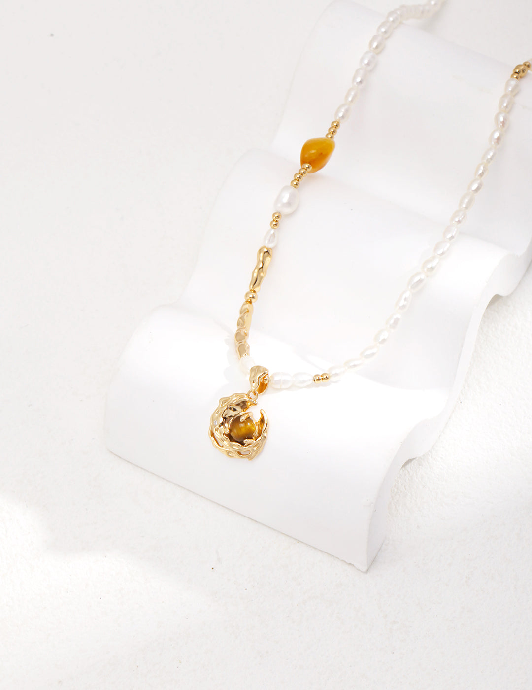 NO.20 Golden Radiance Gem Necklace